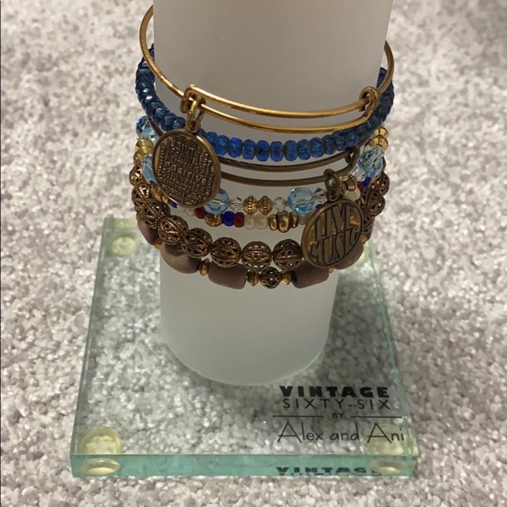 Alex and Ani Stand